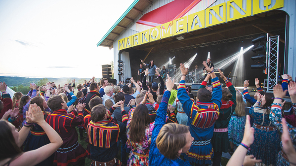 Kulturrådet skal evaluere sine festivalvirkemidler. Her fra Márkomeannu, en samisk festival på Gállogieddi mellom Troms og Nordland. Foto: Steve Nilsen