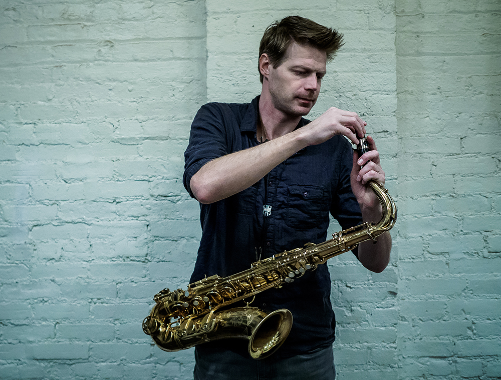 Saxofonist Torben Snekkestad. Foto: Peter Gannushkin